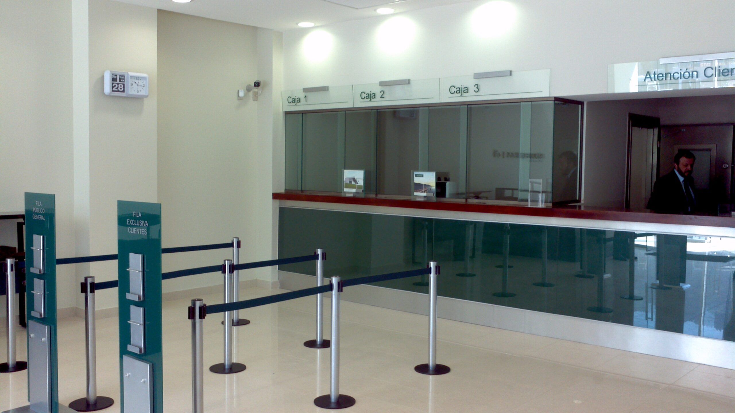 Servicios de limpieza para bancos y sucursales- clave para la imagen y la seguridad